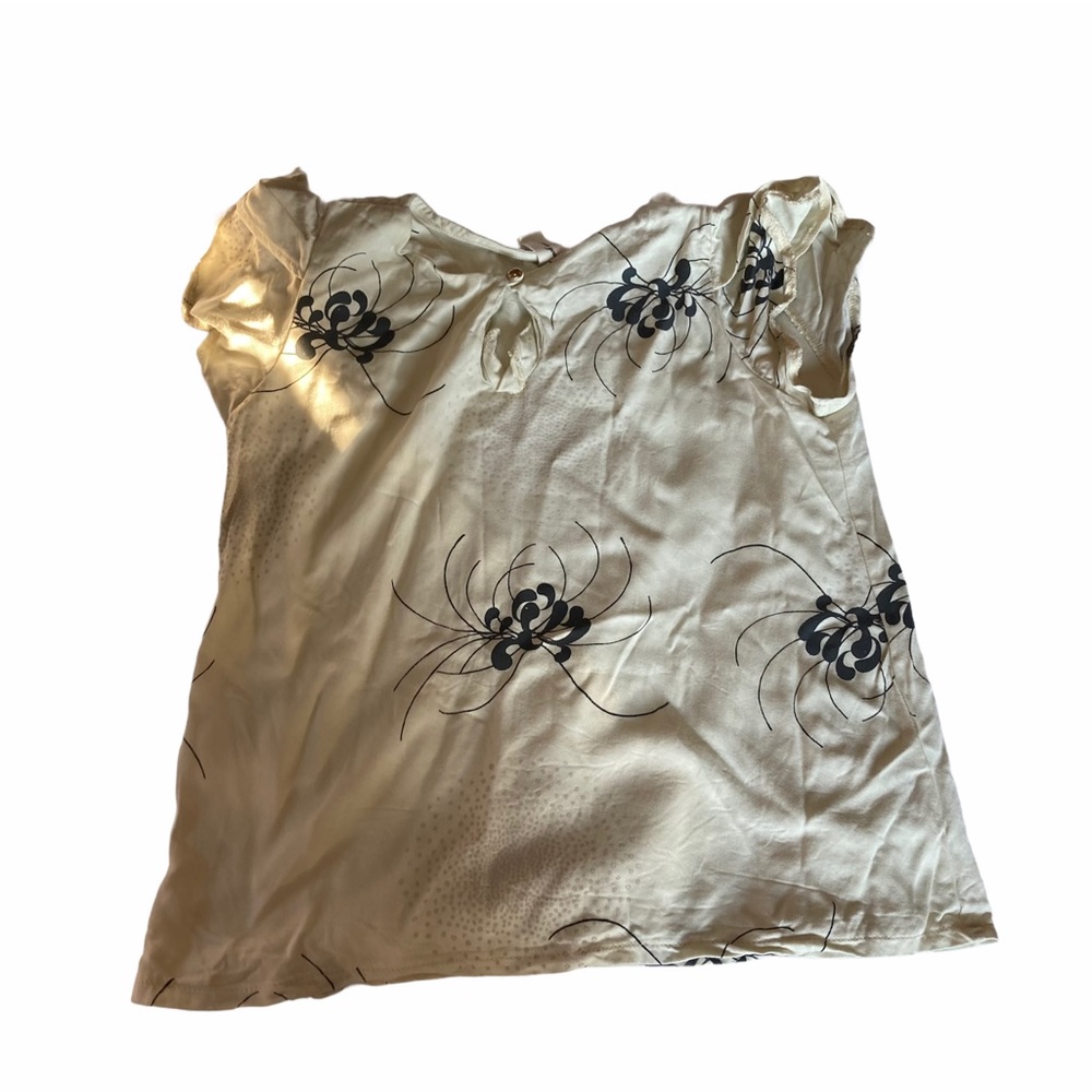 smoking lily floral tee